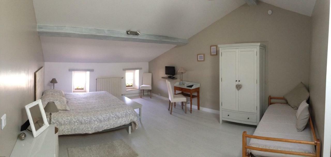 Bed and Breakfast Le Mas De Briquepierre Caraman Экстерьер фото
